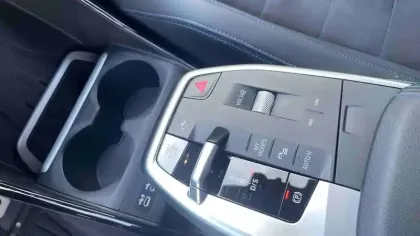 Photo 9 BMW Serie 2 Active Tourer 218d 150 ch DKG7