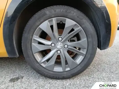 Photo 11 Peugeot 208  Electrique 50 kWh 136ch