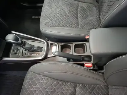 Photo 21 Suzuki Vitara  1.5 Dualjet Hybrid Auto