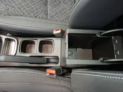 Photo 23 Suzuki Vitara  1.5 Dualjet Hybrid Auto