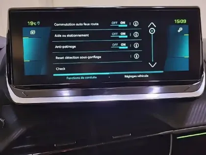 Photo 16 Peugeot 208  Electrique 50 kWh 136ch