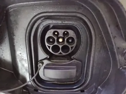 Photo 31 Peugeot 208  Electrique 50 kWh 136ch