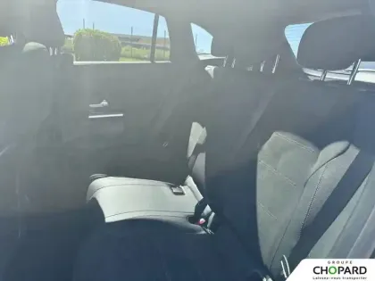 Photo 17 Mercedes GLA  250 e 8G-DCT