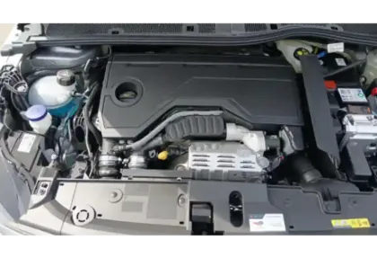 Photo 10 Peugeot 208  Hybrid 110 ch e-DCS6