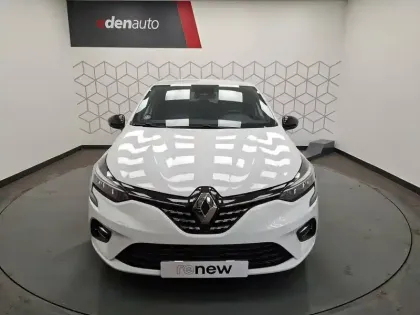 Photo 6 Renault Clio  E-Tech full hybrid 145