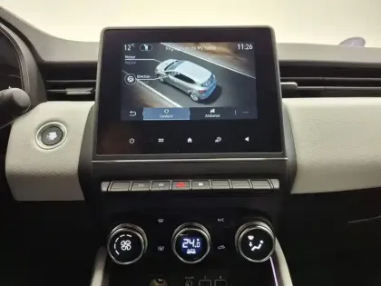 Photo 40 Renault Clio  E-Tech full hybrid 145