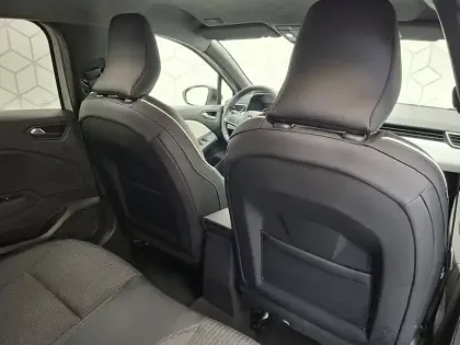 Photo 22 Renault Clio  E-Tech full hybrid 145