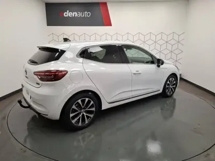 Photo 10 Renault Clio  E-Tech full hybrid 145