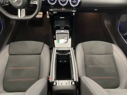 Photo 29 Mercedes Classe A  250 e Hybrid EQ