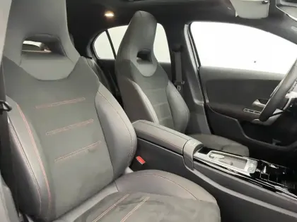 Photo 28 Mercedes Classe A  250 e Hybrid EQ