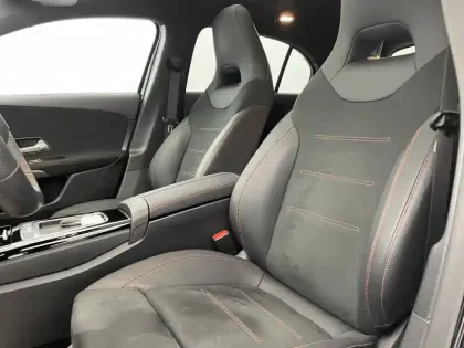 Photo 14 Mercedes Classe A  250 e Hybrid EQ