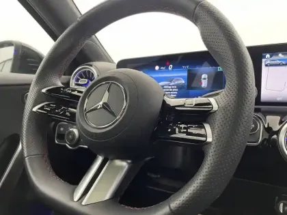 Photo 24 Mercedes Classe A  250 e Hybrid EQ