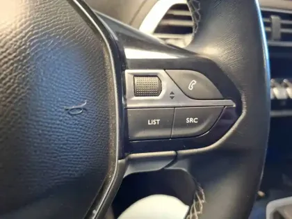 Photo 21 Peugeot 3008  Puretech 130ch S&S BVM6