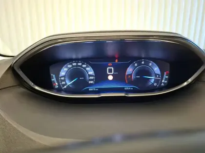 Photo 15 Peugeot 3008  Puretech 130ch S&S BVM6