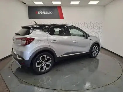 Photo 10 Renault Captur  E-Tech 145 - 21