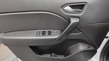 Photo 25 Renault Captur  E-Tech 145 - 21