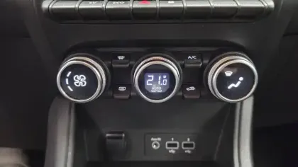 Photo 32 Renault Captur  E-Tech 145 - 21