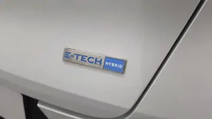 Photo 15 Renault Captur  E-Tech 145 - 21