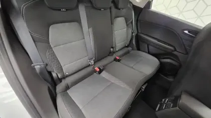 Photo 19 Renault Captur  E-Tech 145 - 21