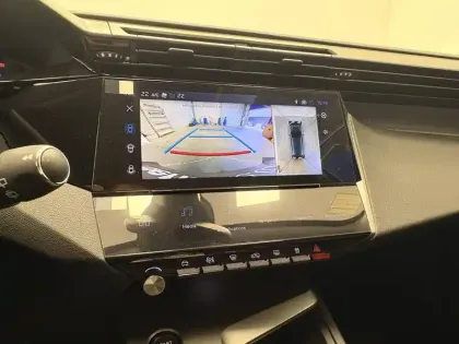 Photo 36 Peugeot 308  Hybrid 145 e-DCS6