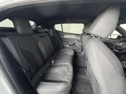 Photo 15 Peugeot 408  Hybrid 145 e-DCS6