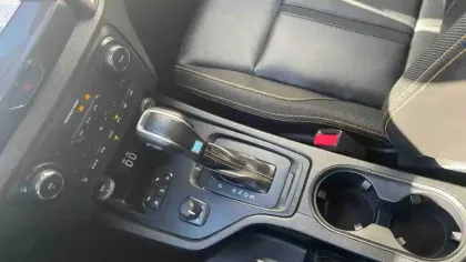 Photo 9 Ford Ranger  SUPER CABINE 2.0 ECOBLUE 213 BV10