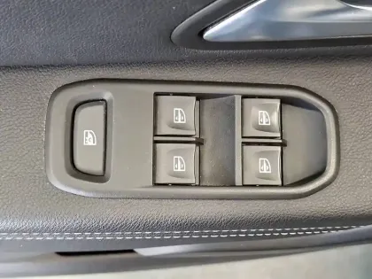 Photo 28 Dacia Duster  Blue dCi 115 4x2