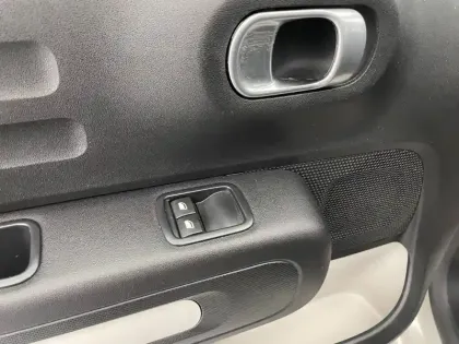 Photo 25 Citroën C3  PureTech 110 S&S BVM6