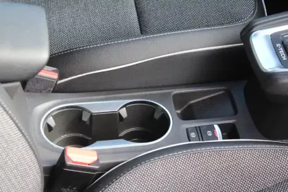 Photo 29 Renault Captur  E-Tech hybride 145