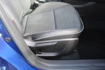 Photo 31 Renault Captur  E-Tech hybride 145