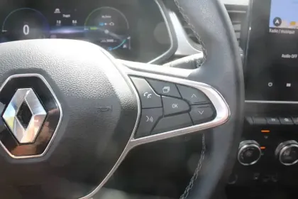 Photo 52 Renault Captur  E-Tech hybride 145