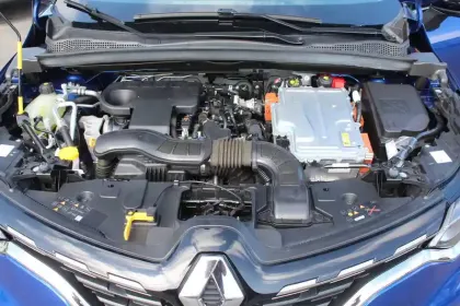 Photo 34 Renault Captur  E-Tech hybride 145