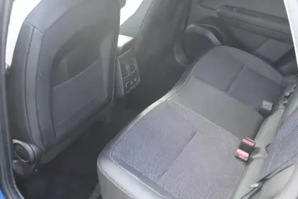 Photo 35 Renault Captur  E-Tech hybride 145