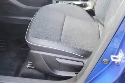 Photo 37 Renault Captur  E-Tech hybride 145