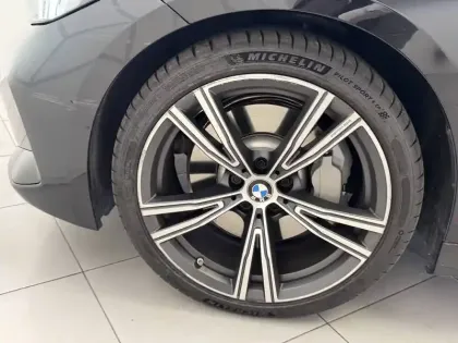 Photo 11 BMW Serie 3 330d xDrive 286 ch BVA8