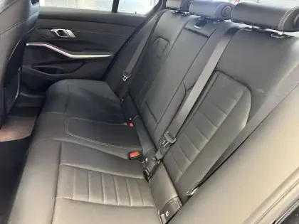 Photo 41 BMW Serie 3 330d xDrive 286 ch BVA8