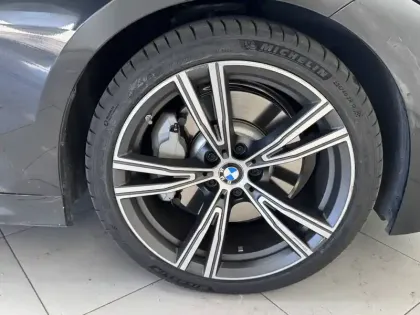 Photo 10 BMW Serie 3 330d xDrive 286 ch BVA8