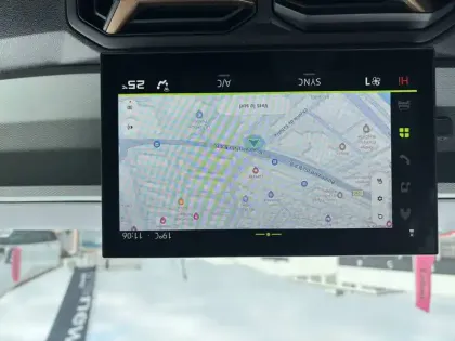 Photo 39 Dacia Bigster  Hybrid 155