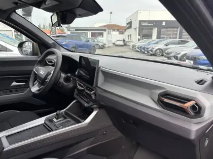 Photo 16 Dacia Bigster  Hybrid 155