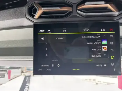 Photo 38 Dacia Bigster  Hybrid 155