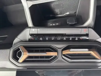 Photo 42 Dacia Bigster  Hybrid 155