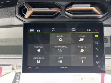 Photo 43 Dacia Bigster  Hybrid 155