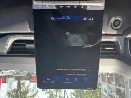 Photo 37 Renault Symbioz  E-Tech full hybrid 145