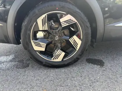 Photo 12 Renault Symbioz  E-Tech full hybrid 145