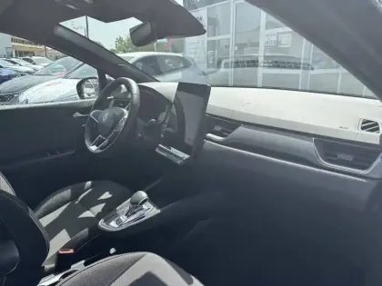 Photo 14 Renault Symbioz  E-Tech full hybrid 145