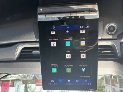 Photo 35 Renault Symbioz  E-Tech full hybrid 145