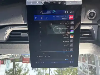 Photo 38 Renault Symbioz  E-Tech full hybrid 145