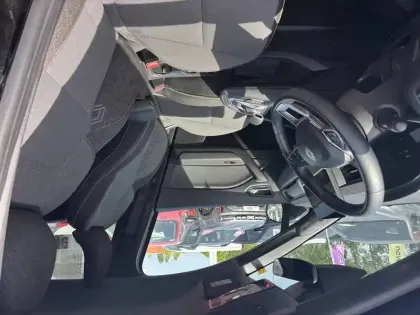 Photo 26 Renault Symbioz  E-Tech full hybrid 145