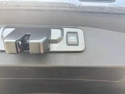 Photo 19 Renault Symbioz  E-Tech full hybrid 145