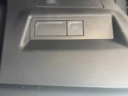 Photo 29 Renault Symbioz  E-Tech full hybrid 145